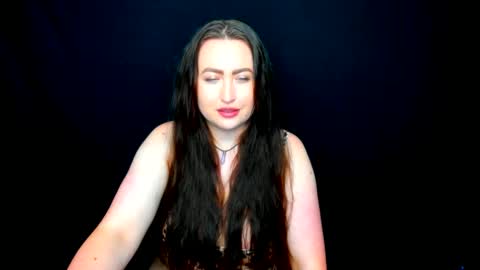Snapshot of thenaughtygf chatting on October 1, 10:41 pm thenaughtygf online show from October 1, 10:41 pm