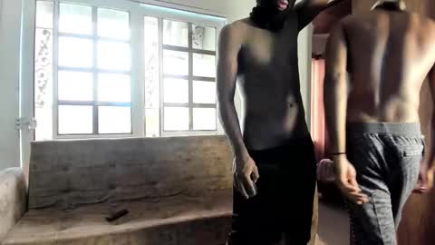 Andriw and Maiol online show from November 21, 2:04 pm