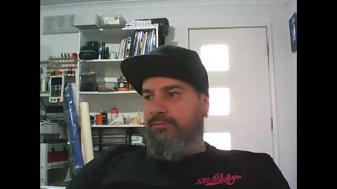 aussiebeard online show from January 14, 1:46 am