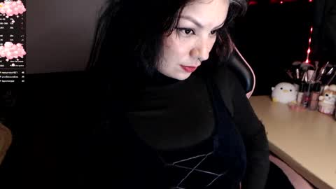 Sara online show from April 4, 10:28 pm