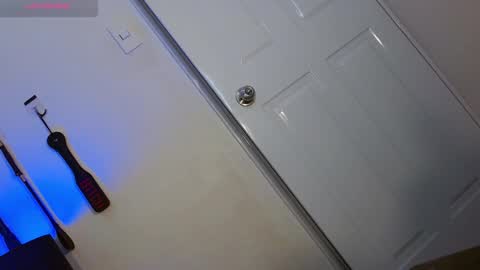 Amber DONT FORGET TO FOLLOW ME AND THUMBS UP online show from February 3, 5:35 pm