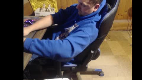 therealbigcheese0695 online show from November 10, 4:43 pm