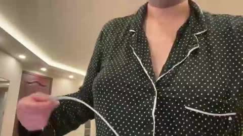 therealcamilabaddie online show from February 28, 11:42 pm