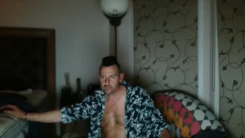 Snapshot of therealkurva4u chatting on September 15, 3:02 pm therealkurva4u online show from September 15, 3:02 pm