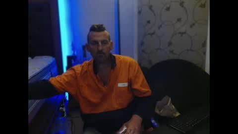 Snapshot of therealkurva4u chatting on September 24, 5:41 pm therealkurva4u online show from September 24, 5:41 pm