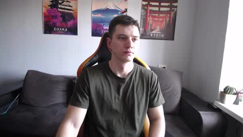 Nick   online show from March 29, 10:39 am