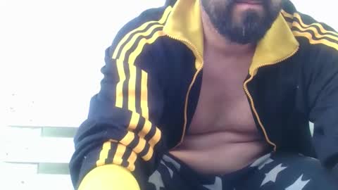 Saint online show from April 1, 3:53 pm