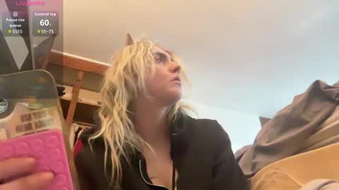 thesouthofthewood online show from November 17, 12:52 pm