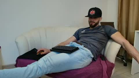 TheTopAlex online show from April 16, 3:50 am