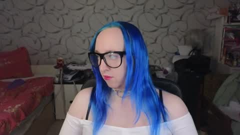 The Great And Powerful Trixie online show from April 27, 11:41 am