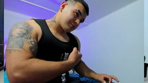 Thiago online show from April 10, 6:30 am