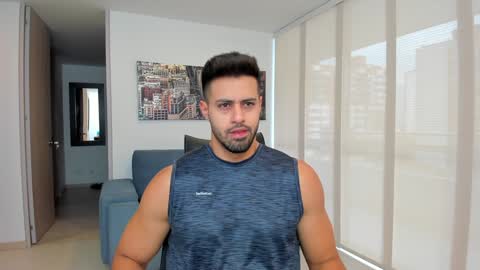 Snapshot of thiago_driussi chatting on February 3, 12:47 pm thiago_driussi online show from February 3, 12:47 pm