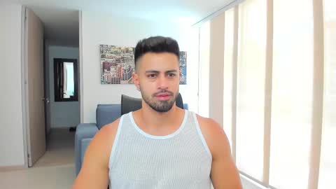 Snapshot of thiago_driussi chatting on March 1, 6:32 pm thiago_driussi online show from March 1, 6:32 pm