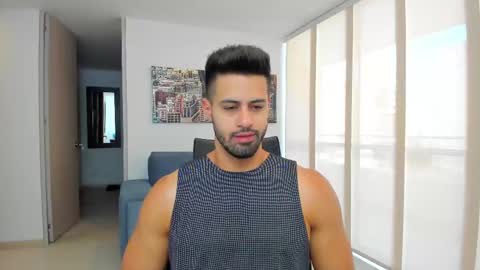 Snapshot of thiago_driussi chatting on February 23, 1:42 pm thiago_driussi online show from February 23, 1:42 pm