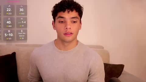 Just Thiago  online show from February 25, 1:09 am