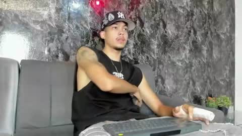 Thiago online show from July 19, 7:38 pm