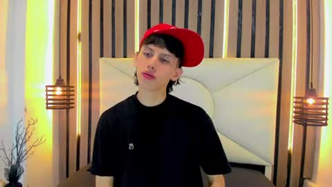 thiago_twink38 online show from July 7, 4:36 am