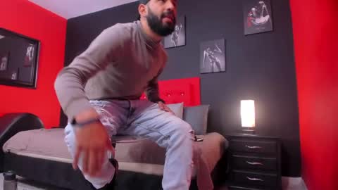 Thia Gomez online show from November 13, 12:19 pm