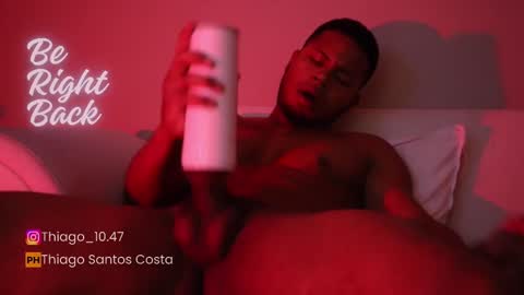 Snapshot of thiagosantos_ chatting on March 11, 10:31 pm Thiago Instagram   online show from March 11, 10:31 pm