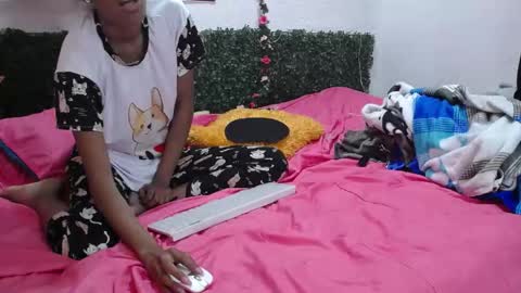 thiana_horny online show from June 3, 1:25 pm