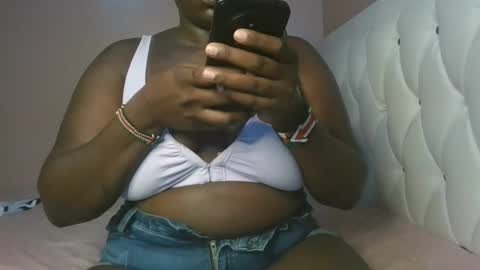 Snapshot of thick_godess chatting on October 16, 7:52 am thick_godess online show from October 16, 7:52 am