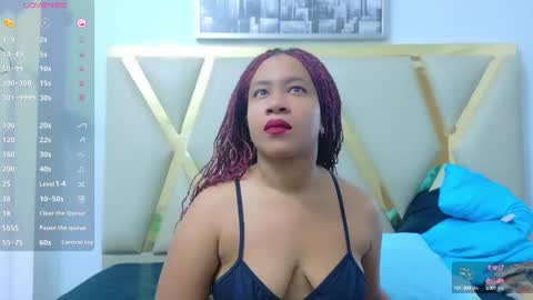 Snapshot of thickeebonyy chatting on September 30, 2:44 am thickeebonyy online show from September 30, 2:44 am