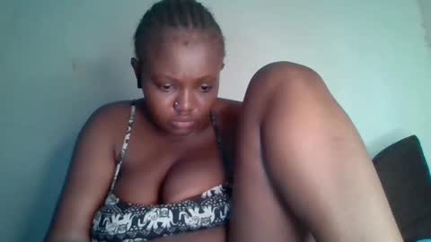 thickianababe online show from February 8, 8:20 am