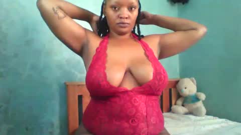 thickianah online show from February 24, 7:33 am