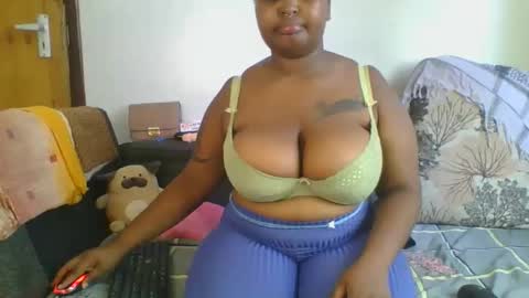 thickie_ online show from November 16, 4:36 am