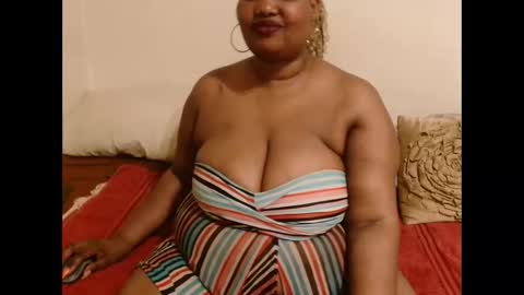 Pat online show from November 19, 7:01 pm