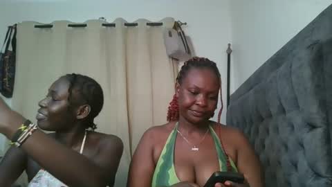 thicky_rue2 online show from June 29, 7:38 am