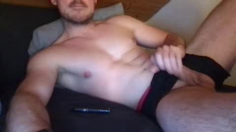 thierrinho8148 online show from February 18, 6:52 pm