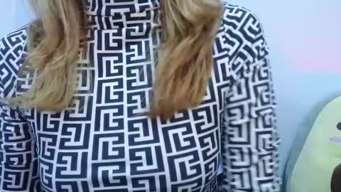 sara online show from January 17, 4:00 am