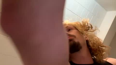 thisolboi online show from July 11, 7:13 am