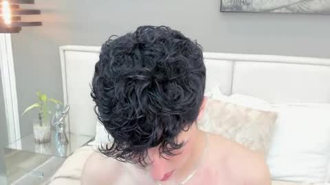 Thom online show from April 23, 11:51 am