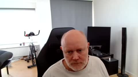 thomas806035 online show from August 7, 11:08 am