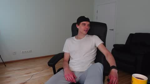 THOMAS BRONS online show from June 18, 12:32 pm