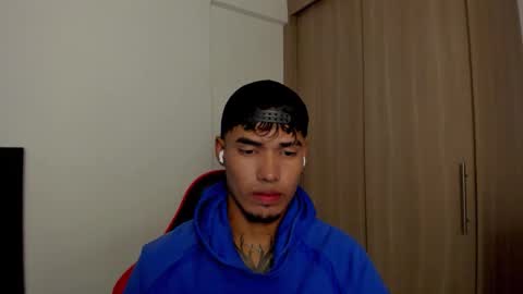 Thomas online show from September 25, 11:56 pm