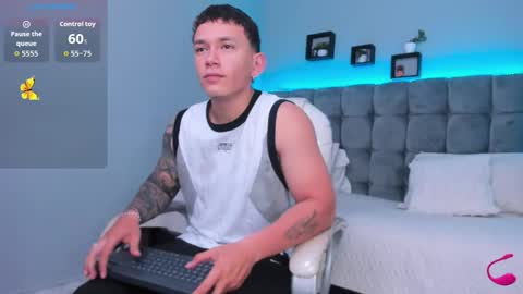 Thomas online show from February 9, 12:42 pm