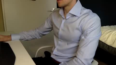 thomast21kl90 online show from November 9, 10:19 am