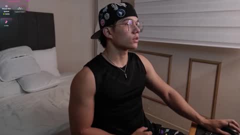 Thony online show from March 2, 7:20 pm