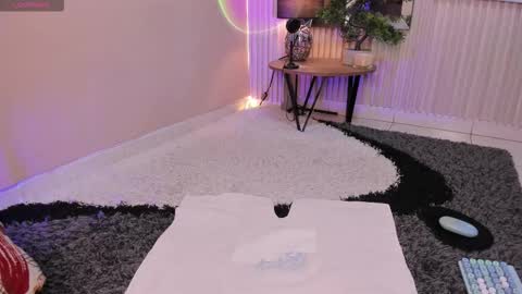 Thristan online show from February 20, 6:48 am