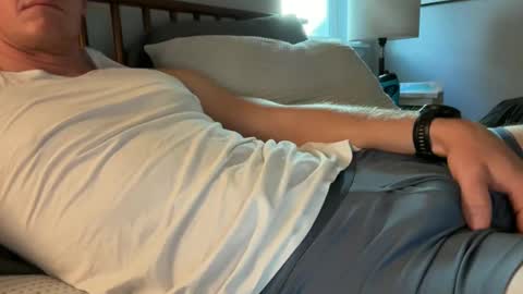 Snapshot of throbbinhood480 chatting on October 25, 3:12 pm Throbbinhood online show from October 25, 3:12 pm