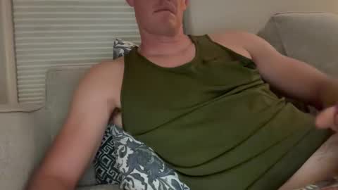 Snapshot of throbbinhood480 chatting on September 13, 6:16 am Throbbinhood online show from September 13, 6:16 am