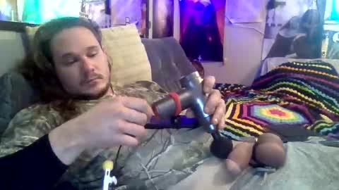 thunder8u42 online show from April 19, 6:10 pm