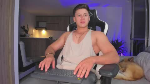 santiago online show from April 2, 12:40 am