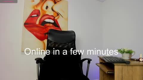 Snapshot of tiago_hannah chatting on February 10, 9:14 am carolina online show from February 10, 9:14 am