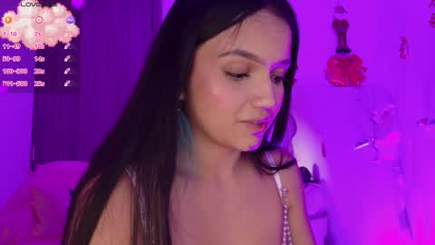 Tiana Le online show from January 17, 2:43 am