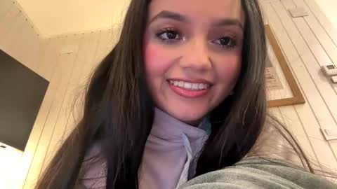 Tiana Le online show from February 14, 12:13 am