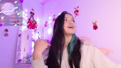 Tiana Le online show from November 27, 12:40 am